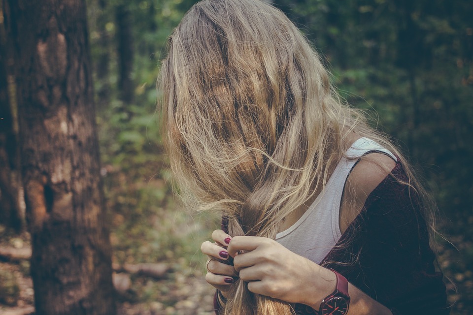 How To Get Rid Of Dandruff Stuck To Scalp