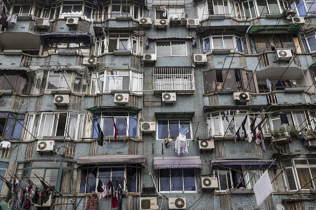 condizionatore-facciata edificio-architettura