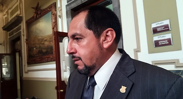 Nombran a Enrique Guevara nuevo coordinador de Por Puebla la Frente en el Cabildo poblano