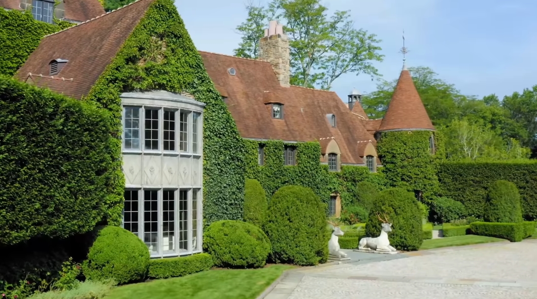 57 Interior Design Photos vs. 30 John St, Greenwich, CT Luxury Mansion Tour