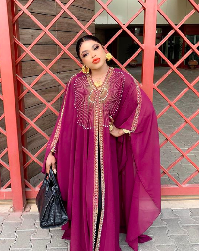 Video Of Nigerian Cross Dresser Bobrisky Dancing Welcome To