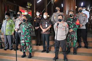 Pangdam dan Kapolda Perkuat Penanganan Covid-19 di Jepara 2 IMG 20210624 WA0101