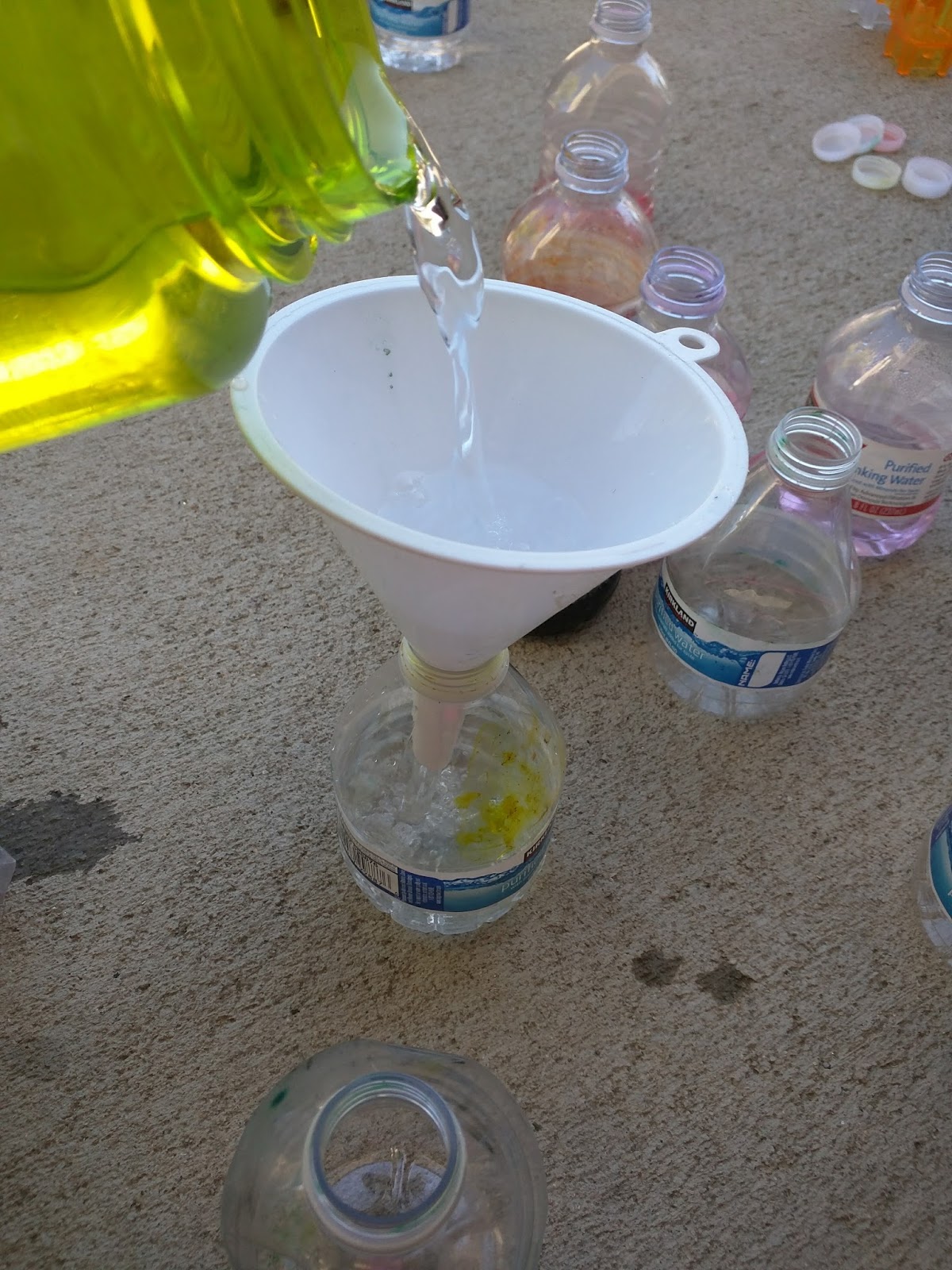 Preschool Engineering Dried Up Markers Turn them into Watercolors!