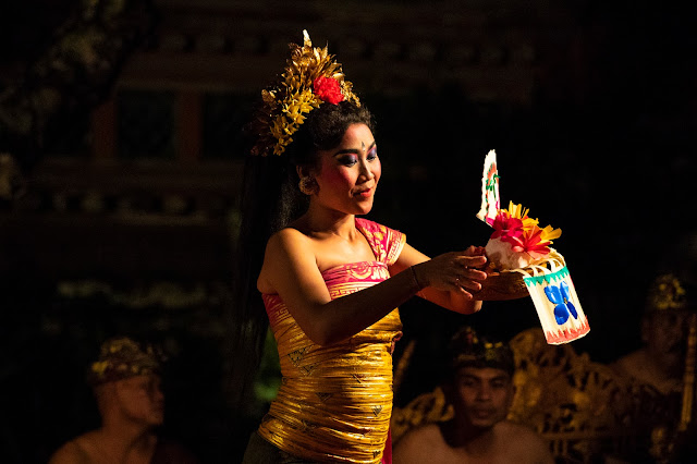 Danzatrice balli balinesi Tempio Saraswati, Ubud-Bali