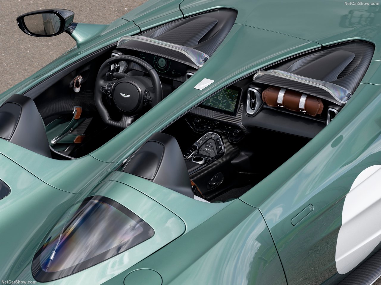 Aston Martin Victor 2021