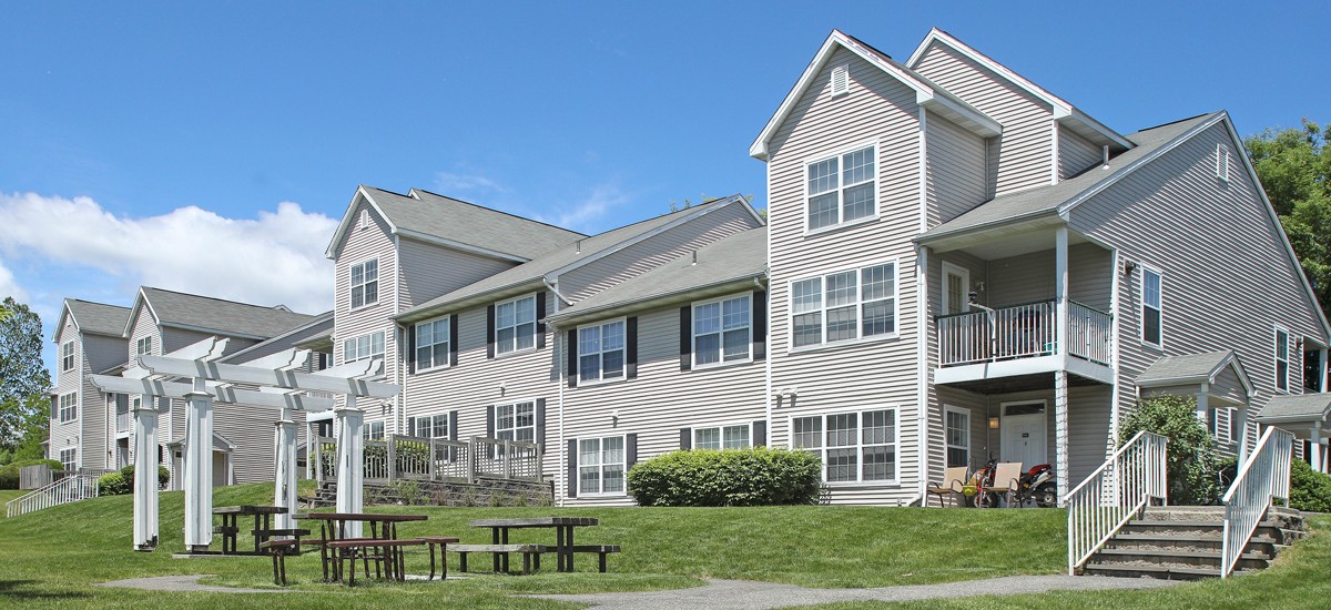 Avalon Gardens Nanuet Tiny House Decor