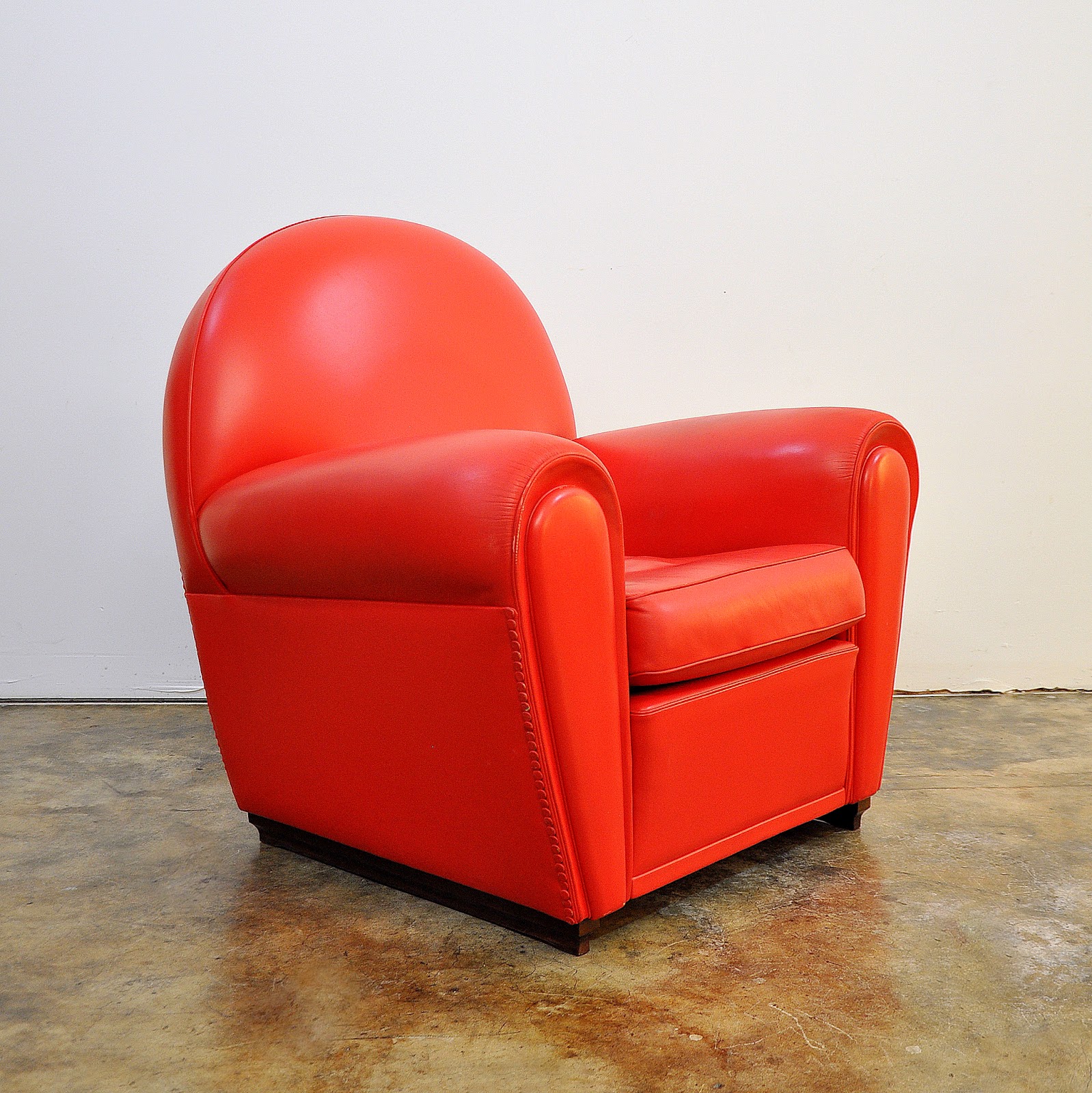 SELECT MODERN Poltrona Frau Vanity Fair Leather Club Chair