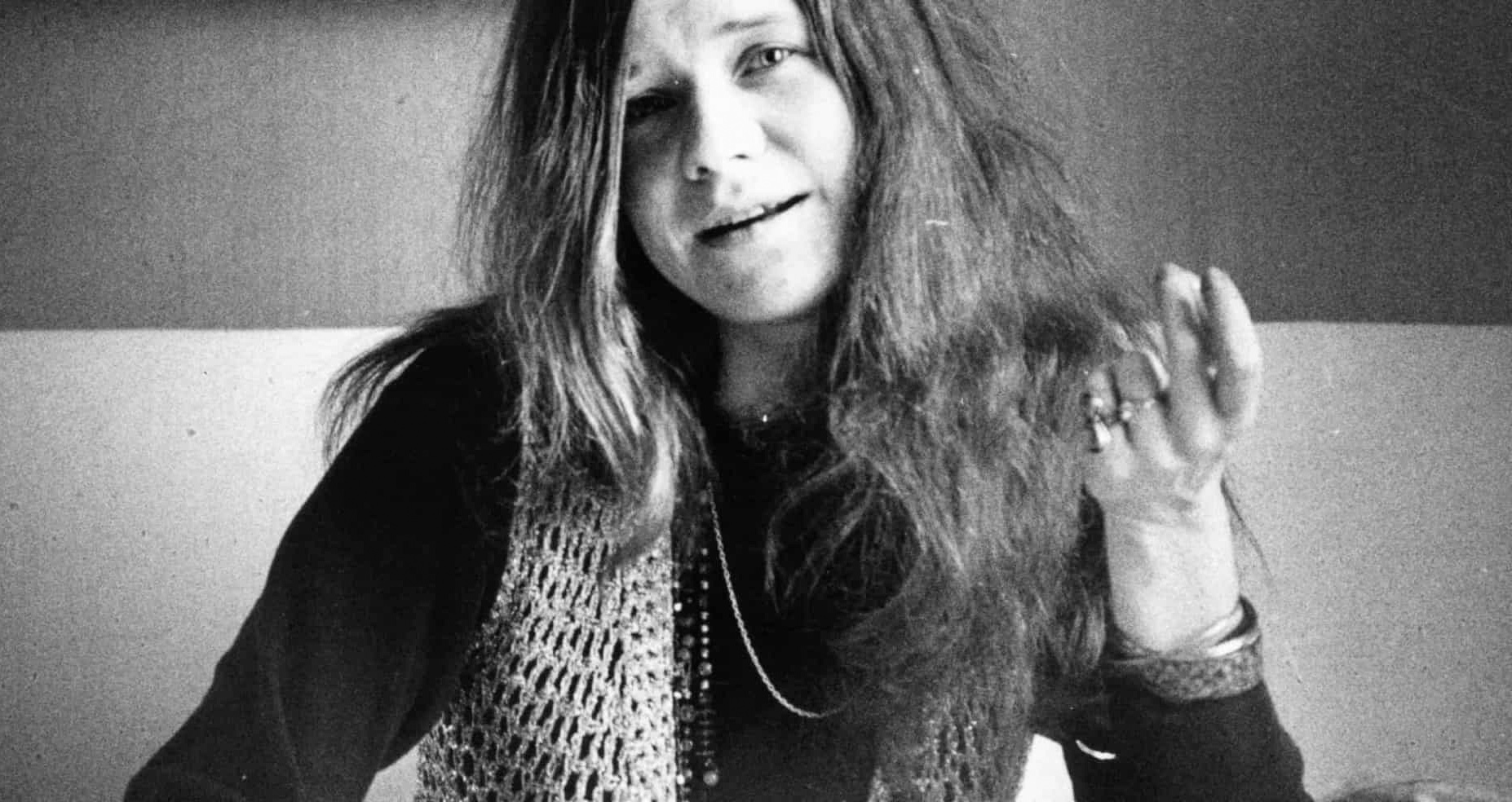 Galeteria Metrópolis - Não tem como falar de rock feminino sem falar da  rainha Janis Joplin. Uma das vozes mais emblemáticas da música internacional.  A cantora nasceu em 1943 em Port Arthur.