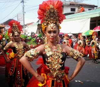 Pengiring Kebo - Keboan Banyuwangi Ethno Carnival 2013