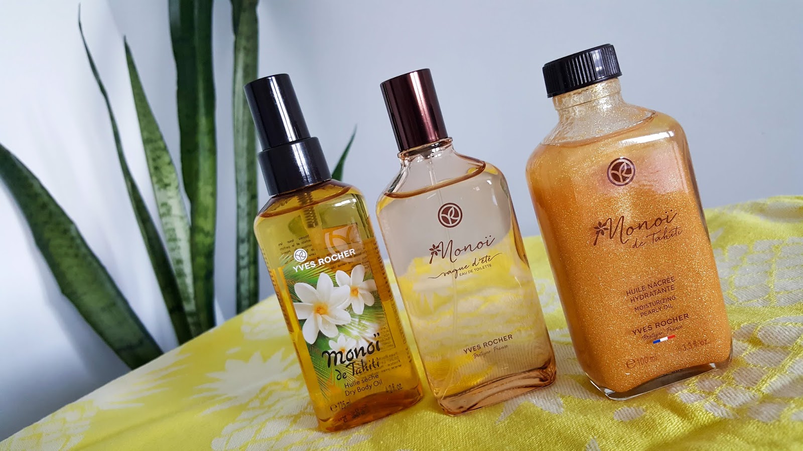 Yves Rocher Dan Harika Bir Paket Aldim Bir Kutu Dolusu Mutluluk Yaz Mavisi Esra Yildiz Kozmetik Bakim Alisveris Makyaj Blogu Yves Rocher Dan Harika Bir Paket Aldim Bir Kutu Dolusu Mutluluk Yaz Mavisi Esra Yildiz Kozmetik Bakim Alisveris Makyaj Blogu