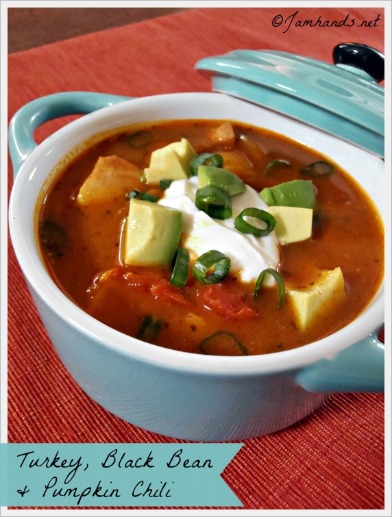 Turkey, Black Bean & Pumpkin Chili (Slow Cooker)