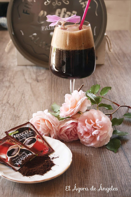 Café Helado Con Fruta