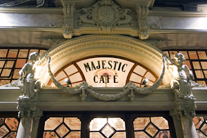 La pandemia dejó a Porto sin sus dos cafés más legendarios. Cerró el "Majestic", cerró el "Guarany"