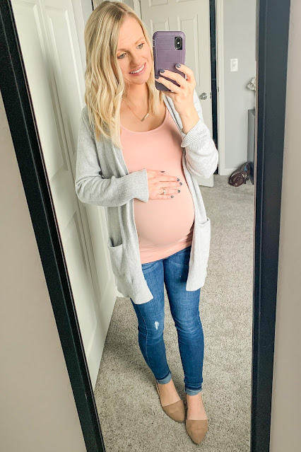 Maternity jeans with maternity tank top