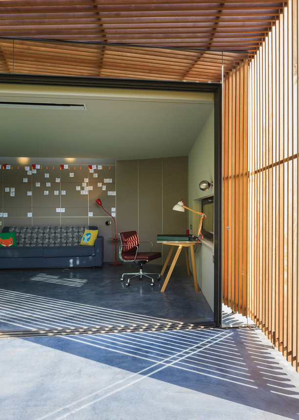 Shedworking Writer's Block garden office