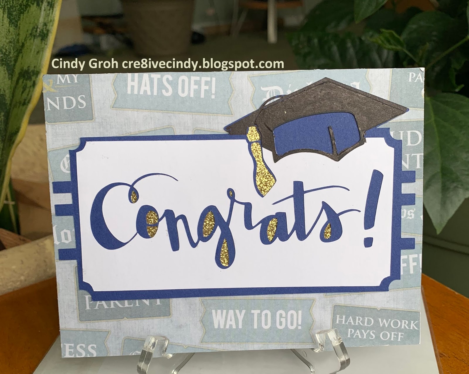 Cre8iveCindy Cricut Graduation card