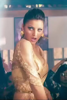 Urvashi Rautela In Daddy Mummy Song From Bhaag Johnny (26)