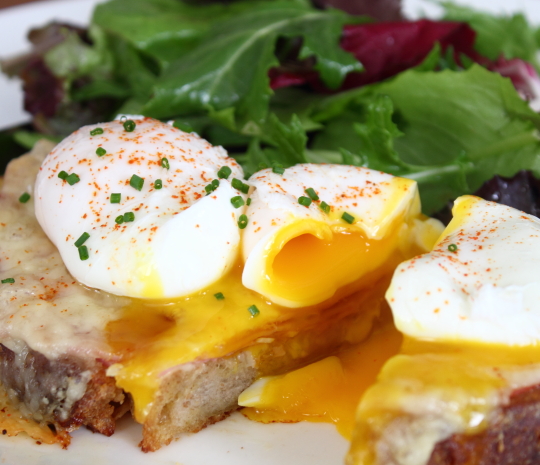 You Can Count On Monte Cristo Benedict For Mother S Day Brunch Recipes Recipe
