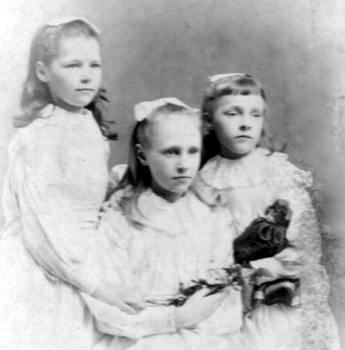 st patricks day three sisters edinburgh