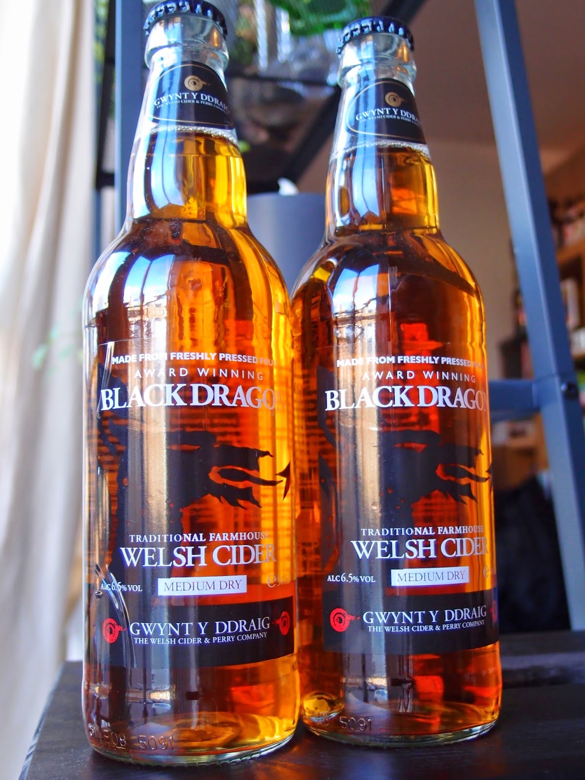 The VegHog Black Dragon Traditional Welsh Farmhouse Cider