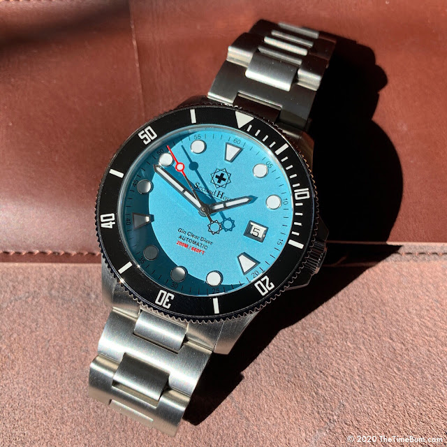 Second Hour Gin Clear Diver Pastel Blue