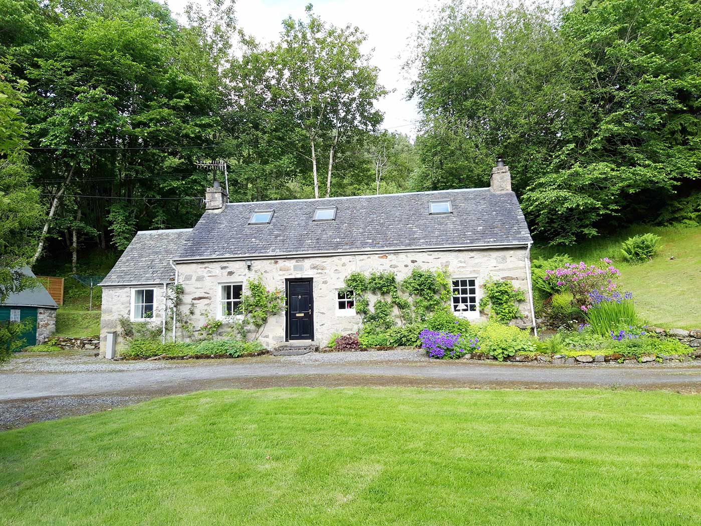 The Holiday Cottages Atholl Cottage, Aldclune, Pitlochry, Perthshire