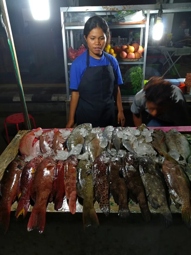 Wisatawan Marah Bayar Rp 16 Juta untuk Makan Seafood di Labuan Bajo, Penjual Sudah Beri Diskon