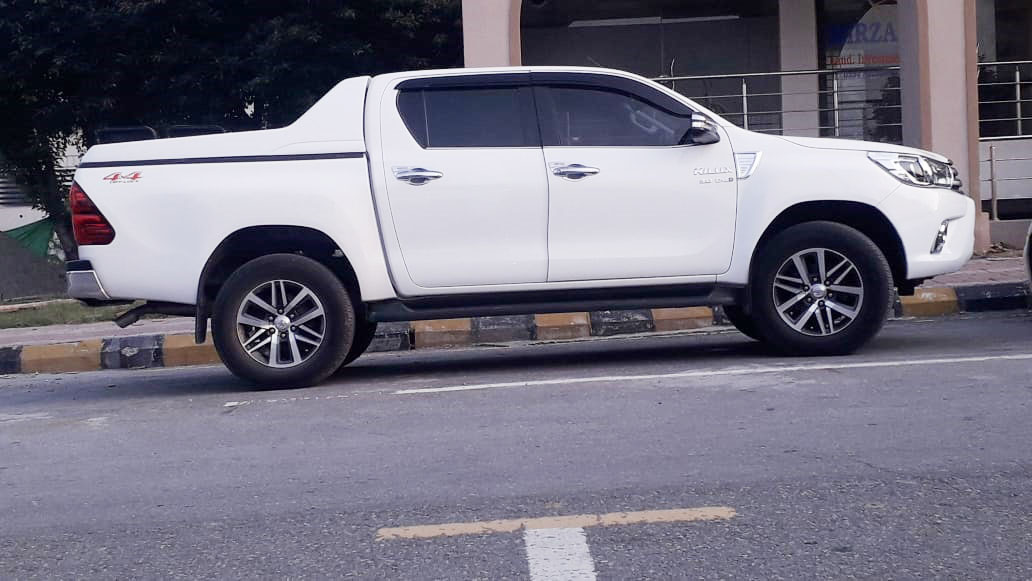 Raising Stars Tours And Travels Rent A Car V8, Prado, Vigo, Revo