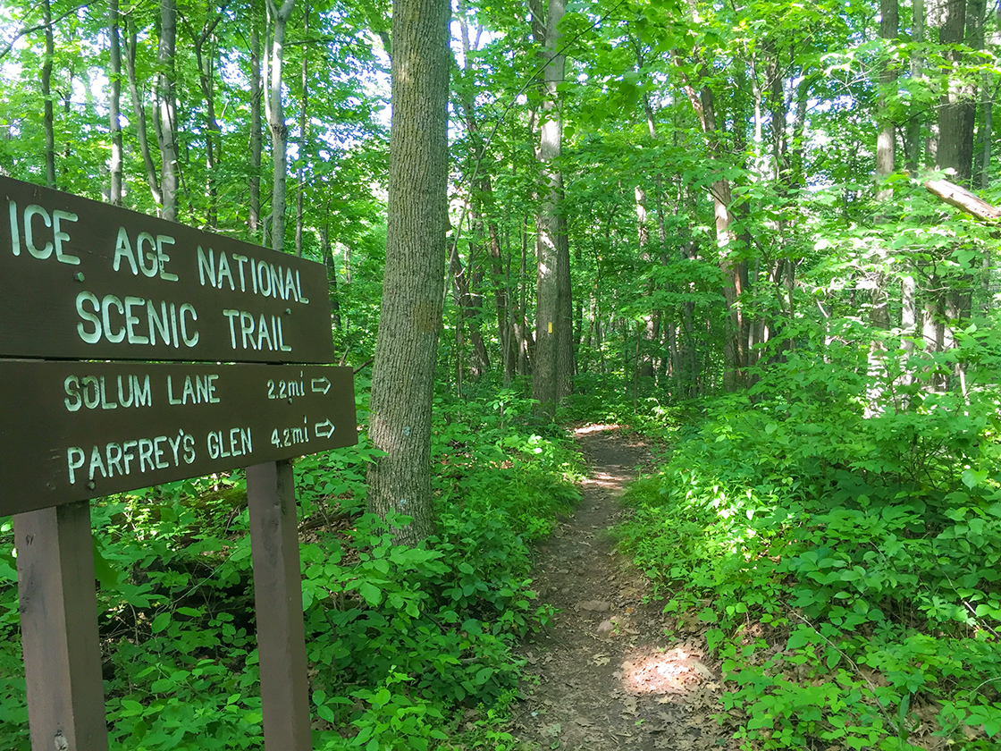 Hiking the Ice Age Trail Sauk Point Segment