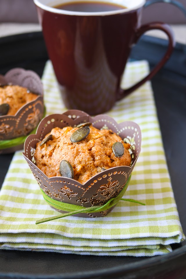 Muffins mit Äpfeln und Möhren