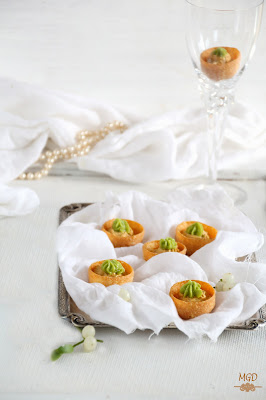 Tartaletas de crema de mejillones con guacamole mi gran diversion