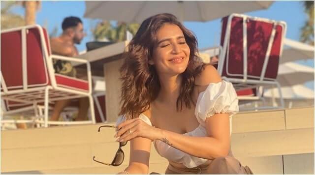 Karishma Tanna Setting Fire On Beach With Her Hotness In These Sun-Kissed Pictures.
