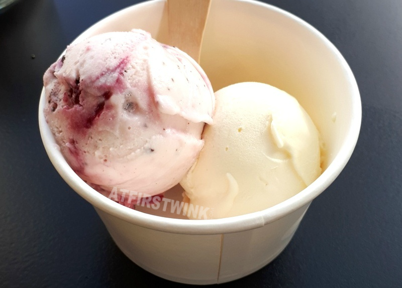 Ice cream at Doppio ijssalon kralingen cherry mania passion fruit