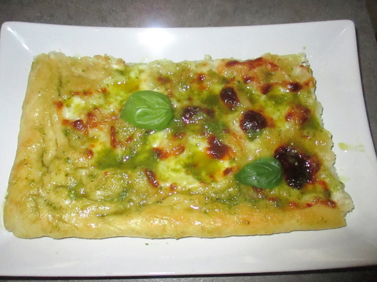 GENOVESE FOCACCIA WITH STRACCHINO AND PESTO (RECETTE AUSSI EN FRANCAIS