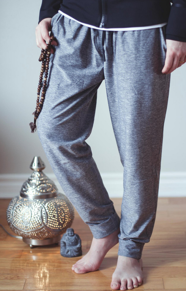 http://www.anrdoezrs.net/links/7680158/type/dlg/http://shop.lululemon.com/products/clothes-accessories/crops-yoga/Jet-Crop-Luon?cc=9445&skuId=3601224&catId=crops-yoga