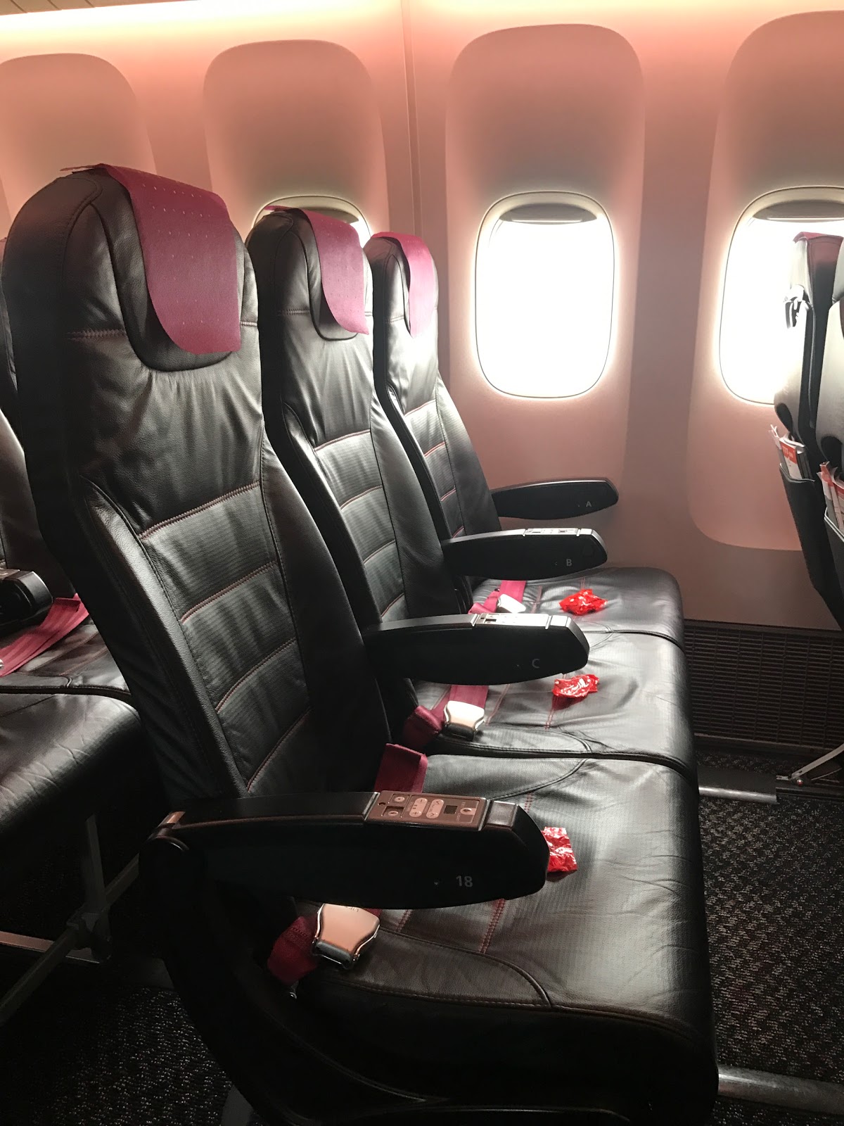 Flying With Justin Japan Airlines Mileage Bank 日本航空哩程計劃11月日改表 伙伴航空 寰宇一家表格都加價
