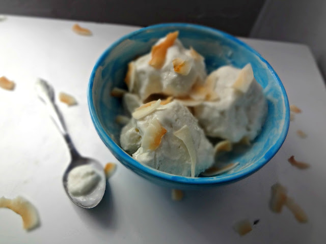 Coconut Ice Cream-EASY, 4 ingredients