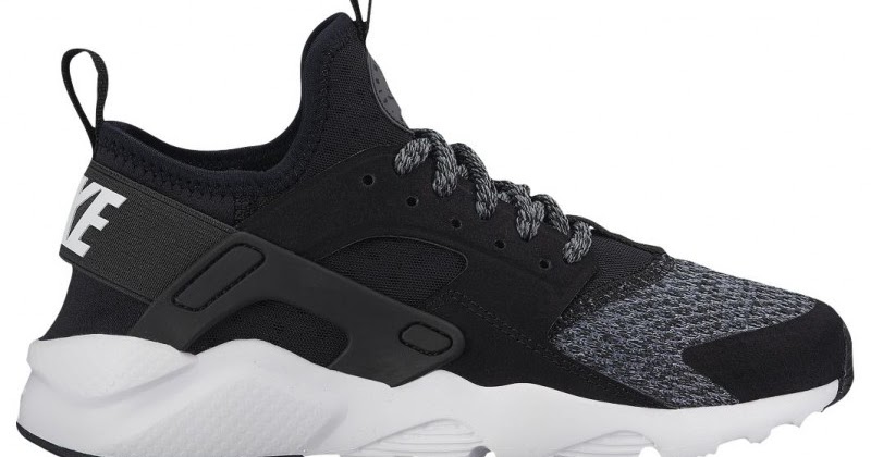 mens nike running shoes black