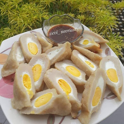 Jajanan Ala Pelembang - Pempek Kapal Selam