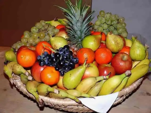 Best fruits for daily health and daily diet