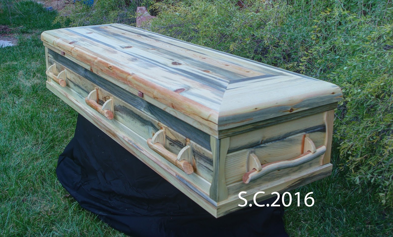 Affordable Handmade Pine Caskets