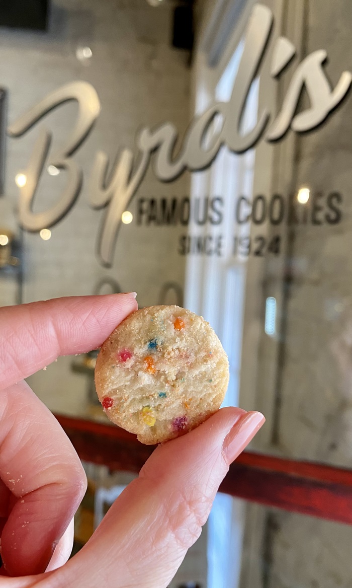 Our Favorite Places to Eat in Savannah: Byrd's Famous Cookies