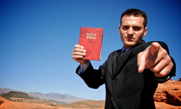 Berapa jumlah orang pemeluk agama Kristen protestan evangelist di dunia