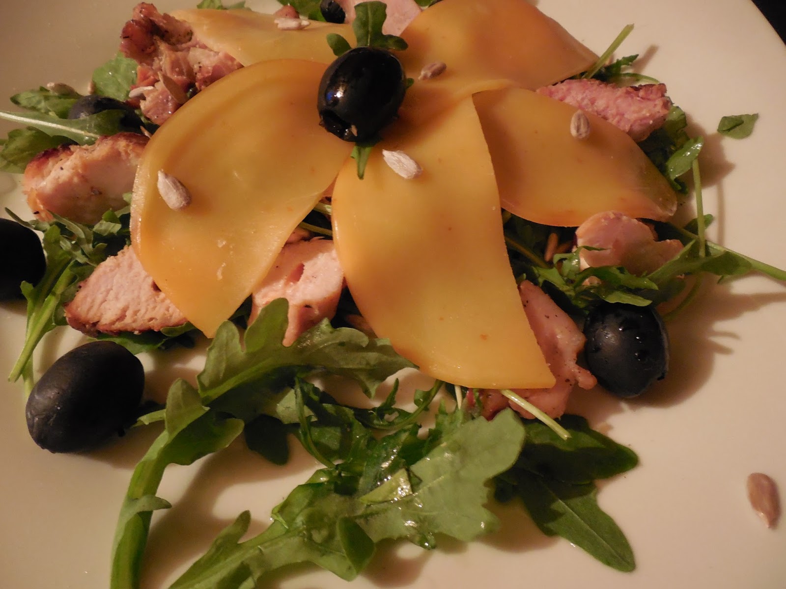 Salata de rucola cu friptura