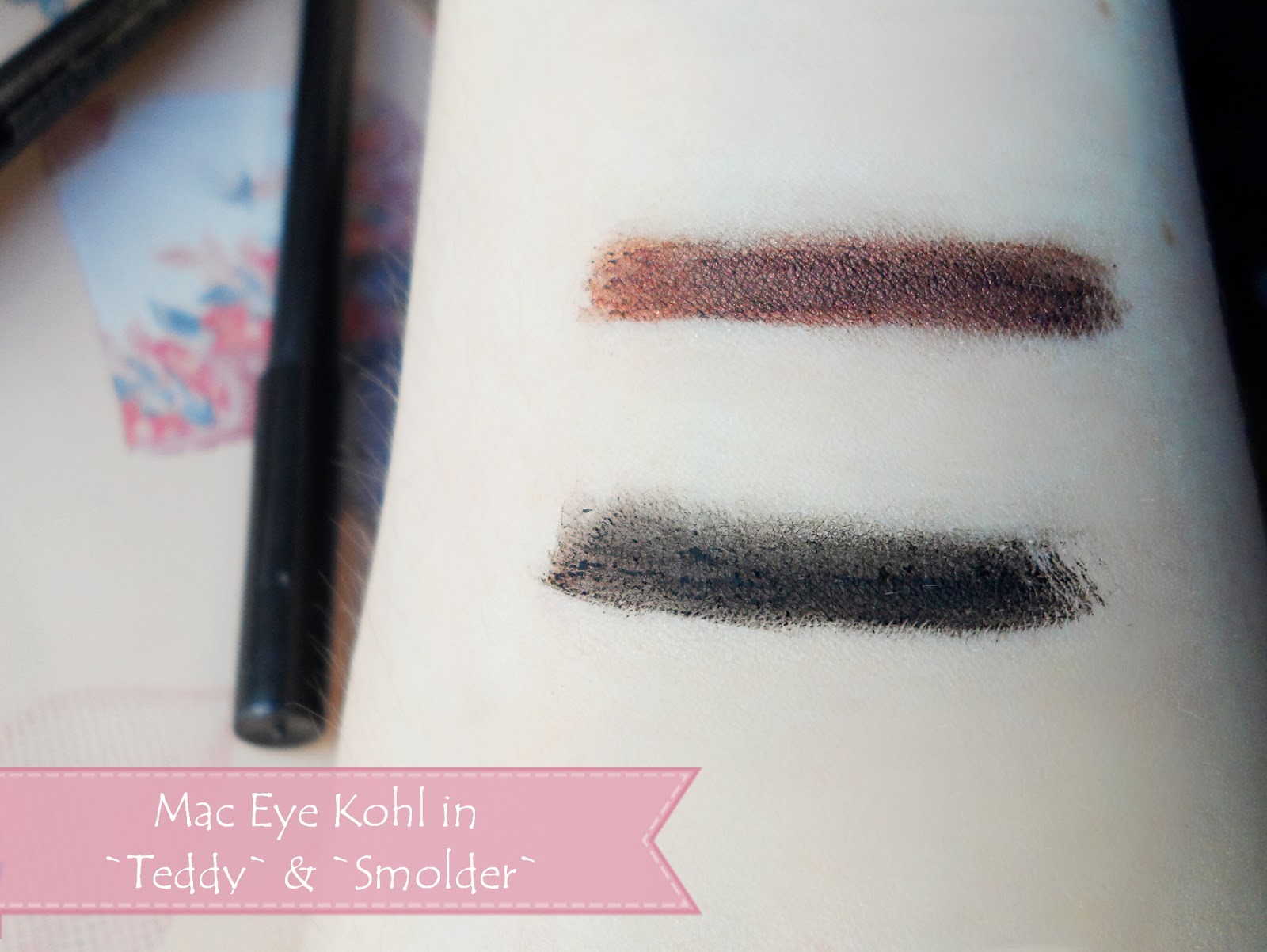 MustHave Eye Kohl "Smolder" & "Teddy" by Mac Cosmetics Review