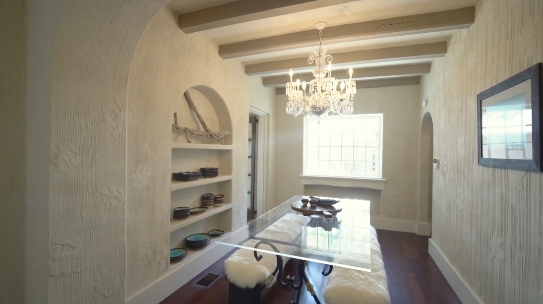25 Interior Design Photos vs. 500 E Olmos Dr, San Antonio Luxury Home Tour