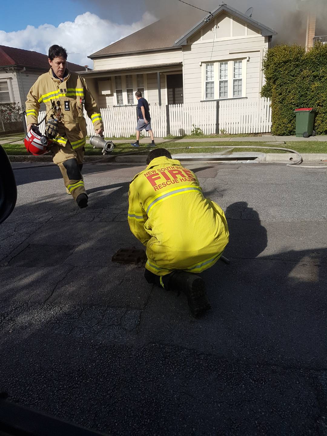 BREAKING! Firefighters Battling House Fire at Mayfield 2NURFM