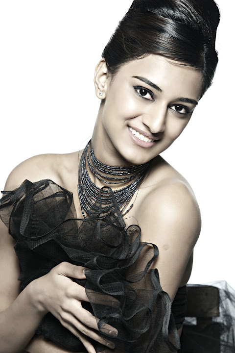 Erica Fernandes