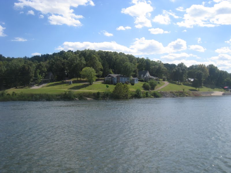 The Lady Jayne Looper Pebble Isle to Clifton Tennessee