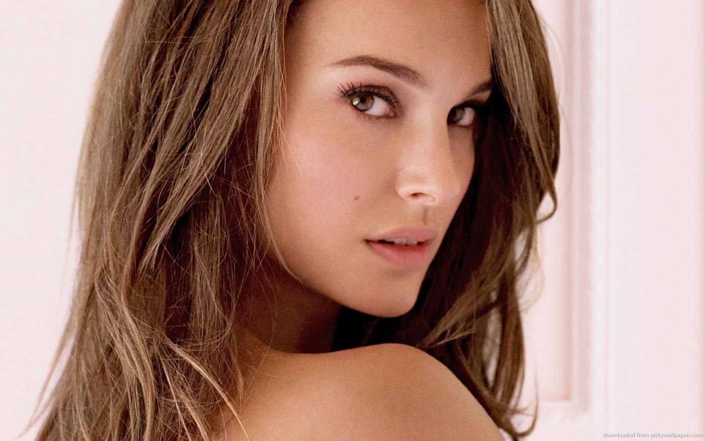 http://1.bp.blogspot.com/-v33kZj0-_T0/UQapdfjIZOI/AAAAAAAAB_Y/uxv2ZLZNgj8/s1600/natalie-portman-sexy-look.jpg